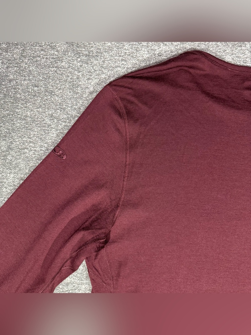 Icebreaker Merino 200 Oasis Long Sleeve Thermal Top Mens XL Maroon Wool Base - Picture 3 of 9